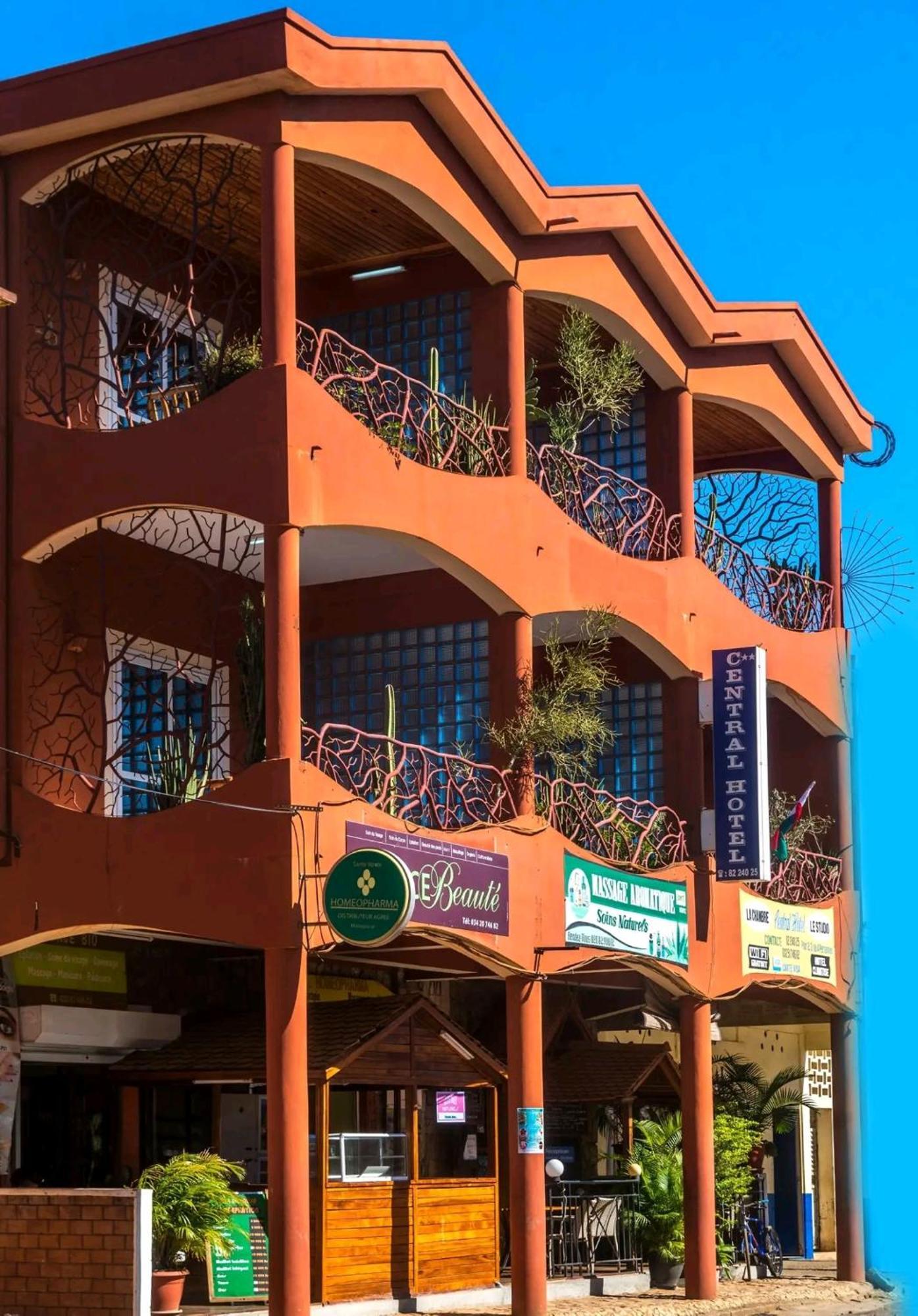 Central Hotel Antsiranana Exterior photo