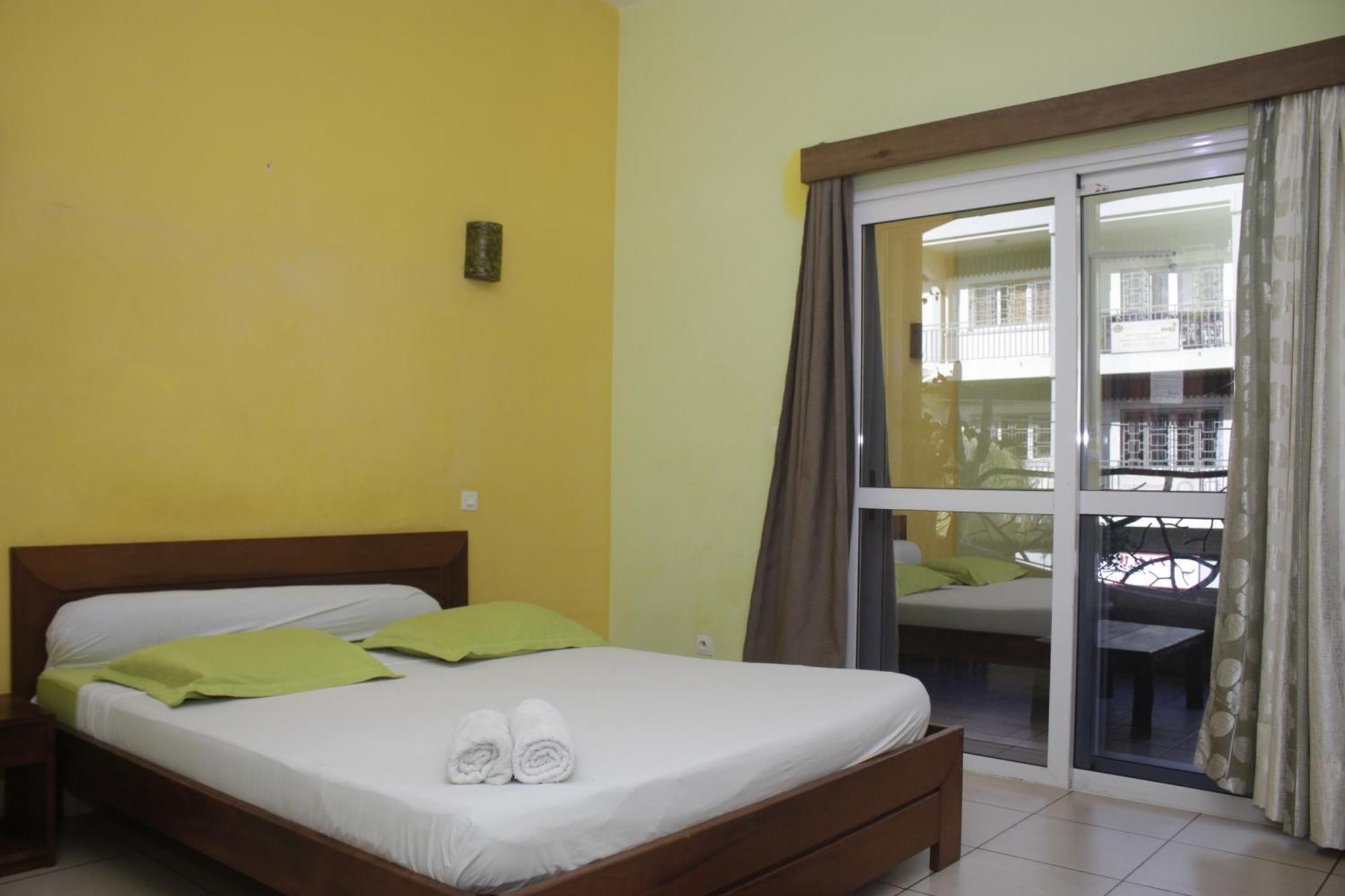 Central Hotel Antsiranana Exterior photo